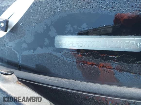 ✅ 2008 Pontiac G8 • VIN: 6G2ER57778L122187 • Lot: 42609172. Wystawiony na IAAI z przebiegiem 145 500 mil. Bezpłatny archiwum sprzedaży aukcyjnych z USA i szczegółowy raport historii pojazdu na DreamBid. Zdjęcie 9.