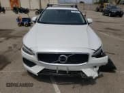 ✅ 2020 Volvo V60 Momentum • VIN: YV1102EK3L2359730 • Лот: 57458344. Опубликован ранее на Copart с пробегом 20 251 миль. Бесплатный доступ к архиву аукционных продаж из США и подробный отчёт об истории автомобиля на DreamBid. Изображение 5.