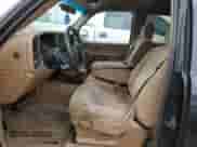 2000 Chevrolet Silverado 1500 LT z VIN 2GCEK19T3Y1154611, wystawiony jako Copart lot #66749694 z przebiegiem 186 003 mil mil oraz Szkoda całkowita • Salvage title. Historia ofert i sprzedaży dostępna na DreamBid. Obrazek 7.