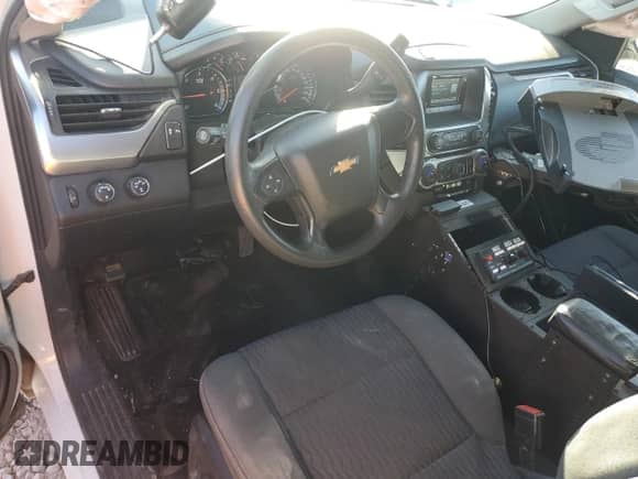 2016 Chevrolet Tahoe Commercial с VIN 1GNSKFEC2GR266027, выставлен на аукционе Copart как лот 84628234 с пробегом 135 689 миль миль и Списание • Salvage title. История ставок и продаж доступна на DreamBid. Изображение 8.