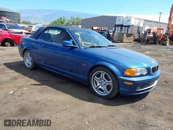 2001 BMW 3 Series 330Ci with VIN WBABS53451EV85982, listed as a IAAI auction lot 41658343 with 66,547 mi miles and . Bid and sale history available at DreamBid. Image 1.