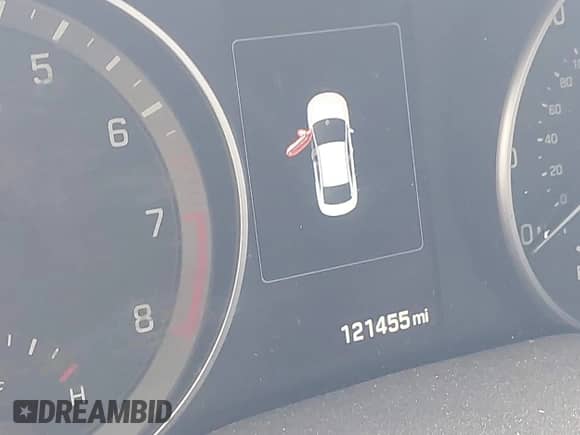 2017 Hyundai Elantra Limited с VIN KMHD84LF8HU127418, выставлен на аукционе IAAI как лот 43094172 с пробегом 121 455 миль миль и . История ставок и продаж доступна на DreamBid. Изображение 15.