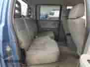 2006 Dodge Dakota SLT z VIN 1D7HW48N56S706814, wystawiony jako Copart lot #64657204 z przebiegiem 120 221 mil mil oraz Nie do naprawy • Non repairable. Historia ofert i sprzedaży dostępna na DreamBid. Obrazek 10.