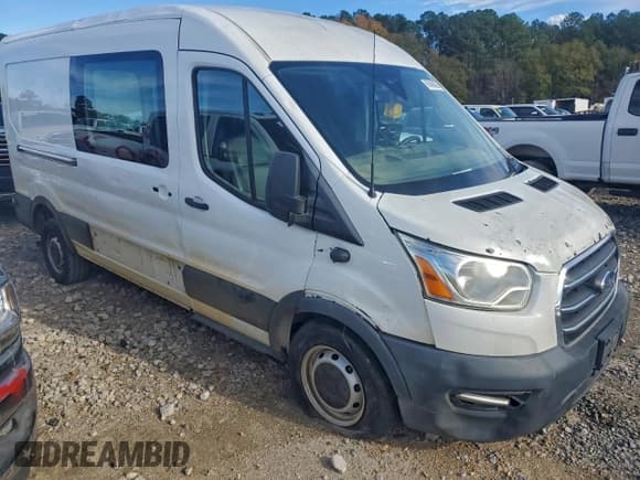 ✅ 2020 Ford Transit Cargo • VIN: 1FTBR1C81LKB16905 • Lot: 96388595. Listed on Copart with 145,280 mi. Free auction sales archive from the USA and detailed vehicle history report at DreamBid. Image 4.