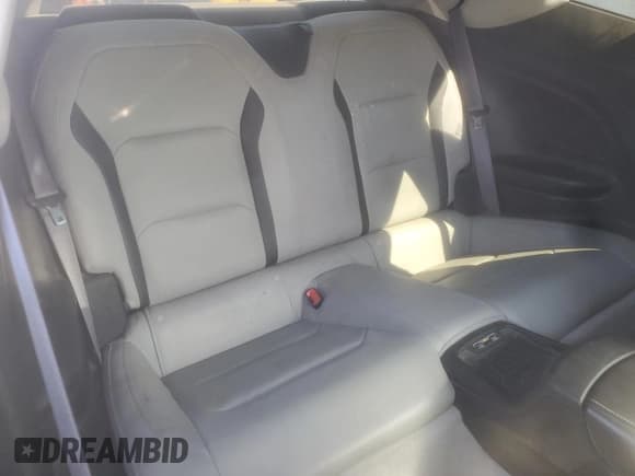 ✅ 2016 Chevrolet Camaro 2LT • VIN: 1G1FD1RS7G0124374 • Lot: 89516235. Wystawiony na Copart z przebiegiem 73 953 mil. Bezpłatny archiwum sprzedaży aukcyjnych z USA i szczegółowy raport historii pojazdu na DreamBid. Zdjęcie 10.