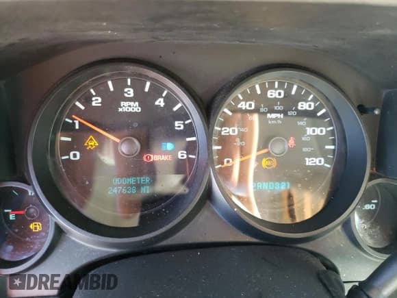 ✅ 2009 GMC Sierra 1500 SL • VIN: 2GTEC19C991122115 • Лот: 69860964. Опубликован ранее на Copart с пробегом 247 638 миль. Бесплатный доступ к архиву аукционных продаж из США и подробный отчёт об истории автомобиля на DreamBid. Изображение 9.