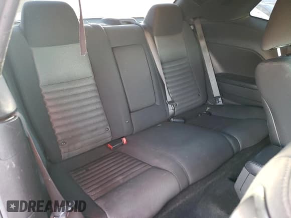 ✅ 2013 Dodge Challenger SXT • VIN: 2C3CDYAG9DH704327 • Lot: 77779154. Wystawiony na Copart z przebiegiem 149 037 mil. Bezpłatny archiwum sprzedaży aukcyjnych z USA i szczegółowy raport historii pojazdu na DreamBid. Zdjęcie 10.