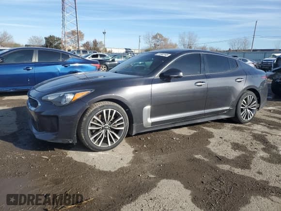 ✅ 2019 Kia Stinger • VIN: KNAE15LA5K6055013 • Lot: 91993145. Wystawiony na Copart z przebiegiem 173 628 mil. Bezpłatny archiwum sprzedaży aukcyjnych z USA i szczegółowy raport historii pojazdu na DreamBid. Zdjęcie 1.