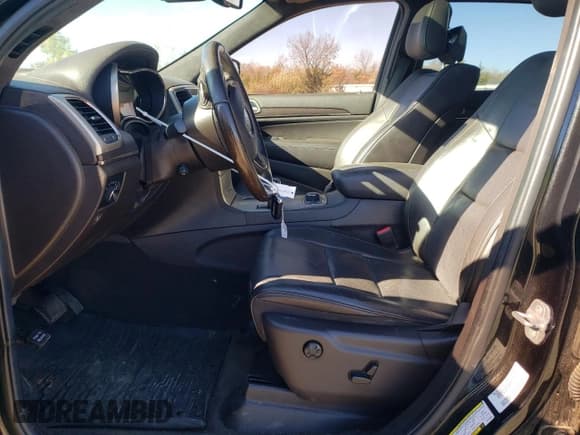 ✅ 2014 Jeep Grand Cherokee Summit • VIN: 1C4RJFJG5EC246843 • Lot: 82624805. Listed on Copart with 154,033 mi. Free auction sales archive from the USA and detailed vehicle history report at DreamBid. Image 7.
