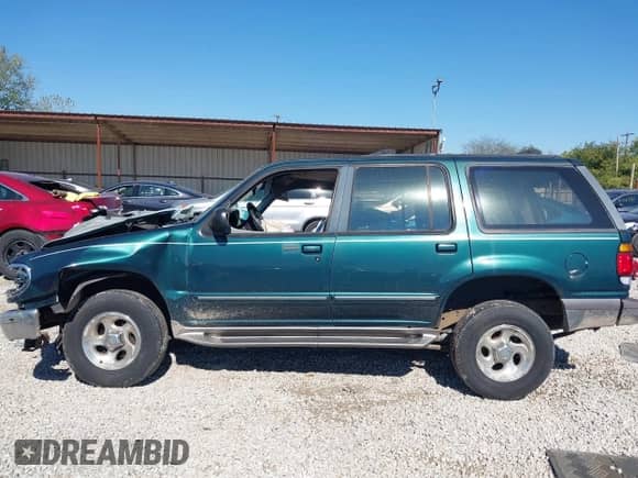 1997 Ford Explorer XL z VIN 1FMDU32EXVUA67202, wystawiony jako IAAI lot #43411217 z przebiegiem 152 951 mil mil oraz . Historia ofert i sprzedaży dostępna na DreamBid. Obrazek 15.