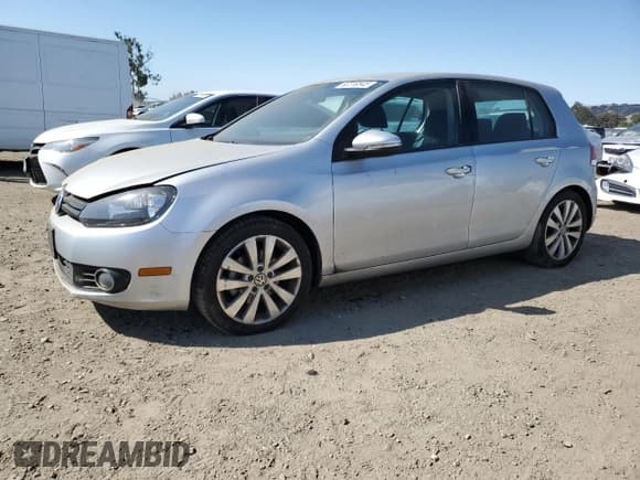 ✅ 2012 Volkswagen Golf TDI • VIN: WVWNM7AJ1CW023721 • Лот: 62218345. Опубликован ранее на Copart с пробегом 107 509 миль. Бесплатный доступ к архиву аукционных продаж из США и подробный отчёт об истории автомобиля на DreamBid. Изображение 1.