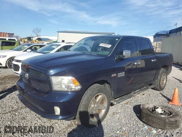 2013 Ram 1500 Express z VIN 1C6RR6KT8DS592658, wystawiony jako Copart lot #85160534 z przebiegiem 192 275 mil mil oraz Czysty tytuł • Clean title. Historia ofert i sprzedaży dostępna na DreamBid. Obrazek 3.
