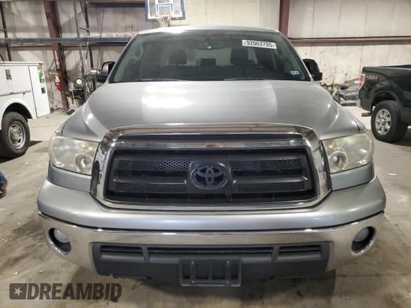✅ 2011 Toyota Tundra • VIN: 5TFRM5F1XBX027032 • Lot: 92063795. Listed on Copart with 202,153 mi. Free auction sales archive from the USA and detailed vehicle history report at DreamBid. Image 5.