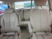 ✅ 2007 Hyundai Entourage GLS • VIN: KNDMC233576017071 • Лот: 84395025. Опубликован ранее на Copart с пробегом 131 653 миль. Бесплатный доступ к архиву аукционных продаж из США и подробный отчёт об истории автомобиля на DreamBid. Изображение 10.