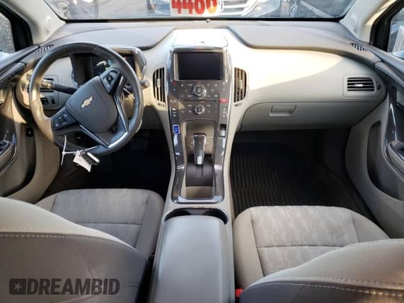 2015 Chevrolet Volt с VIN 1G1RA6E49FU105147, выставлен на аукционе Copart как лот 42126304 с пробегом 30 700 миль миль и . История ставок и продаж доступна на DreamBid. Изображение 8.