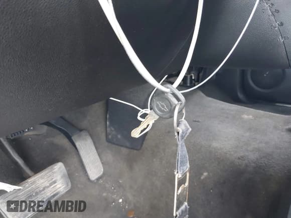 ✅ 2007 Chevrolet Tahoe LS • VIN: 1GNFC13C87R286352 • Lot: 42927693. Wystawiony na IAAI z przebiegiem 268 163 mil. Bezpłatny archiwum sprzedaży aukcyjnych z USA i szczegółowy raport historii pojazdu na DreamBid. Zdjęcie 11.