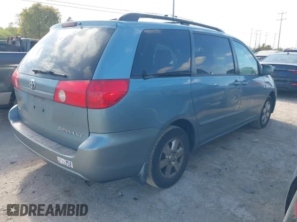✅ 2009 Toyota Sienna XLE • VIN: 5TDZK22C99S239349 • Lot: 43707084. Listed on IAAI with 172,671 mi. Free auction sales archive from the USA and detailed vehicle history report at DreamBid. Image 4.