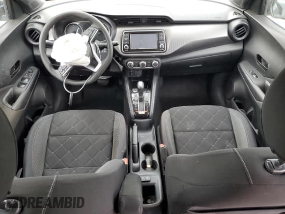 ✅ 2019 Nissan Kicks S • VIN: 3N1CP5CU0KL510829 • Lot: 87210795. Wystawiony na Copart z przebiegiem 32 764 mil. Bezpłatny archiwum sprzedaży aukcyjnych z USA i szczegółowy raport historii pojazdu na DreamBid. Zdjęcie 8.