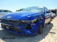 ✅ 2024 Hyundai Elantra SEL • VIN: KMHLS4DG4RU734664 • Lot: 41997942. Wystawiony na IAAI z przebiegiem 5 891 mil. Bezpłatny archiwum sprzedaży aukcyjnych z USA i szczegółowy raport historii pojazdu na DreamBid. Zdjęcie 17.