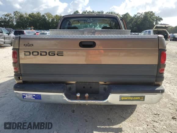 2000 Dodge 1500 с VIN 1B7HC13Y4YJ124957, выставлен на аукционе Copart как лот 76333354 с пробегом 390 462 миль миль и Списание • Salvage title. История ставок и продаж доступна на DreamBid. Изображение 6.