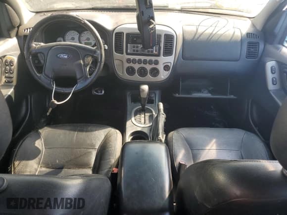 ✅ 2007 Ford Escape Limited • VIN: 1FMCU94107KC02999 • Lot: 86465985. Listed on Copart with 229,870 mi. Free auction sales archive from the USA and detailed vehicle history report at DreamBid. Image 8.