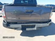 ✅ 2015 Toyota Tacoma PreRunner • VIN: 5TFJU4GN2FX074814 • Лот: 43569323. Опубликован ранее на IAAI с пробегом 132 065 миль. Бесплатный доступ к архиву аукционных продаж из США и подробный отчёт об истории автомобиля на DreamBid. Изображение 6.