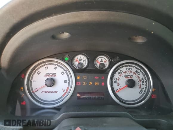 ✅ 2010 Ford Focus SE • VIN: 1FAHP3FNXAW117852 • Lot: 81520145. Wystawiony na Copart z przebiegiem 192 466 mil. Bezpłatny archiwum sprzedaży aukcyjnych z USA i szczegółowy raport historii pojazdu na DreamBid. Zdjęcie 9.