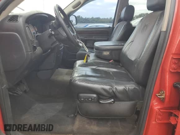 2003 Dodge 1500 ST z VIN 1D7HA18D63S339387, wystawiony jako Copart lot #71724964 z przebiegiem 177 684 mil mil oraz Szkoda całkowita • Salvage title. Historia ofert i sprzedaży dostępna na DreamBid. Obrazek 7.