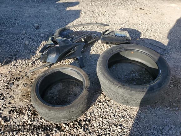 ✅ 2024 GMC Sierra 1500 AT4X • VIN: 3GTUUFEL2RG247122 • Лот: 85308105. Опубликован ранее на Copart с пробегом 13 450 миль. Бесплатный доступ к архиву аукционных продаж из США и подробный отчёт об истории автомобиля на DreamBid. Изображение 12.