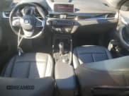 ✅ 2022 BMW X1 xDrive28i • VIN: WBXJG9C07N5U60818 • Lot: 85304115. Wystawiony na Copart z przebiegiem 52 698 mil. Bezpłatny archiwum sprzedaży aukcyjnych z USA i szczegółowy raport historii pojazdu na DreamBid. Zdjęcie 8.