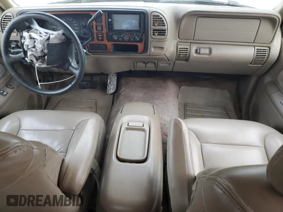 ✅ 1997 Chevrolet Silverado 1500 • VIN: 2GCEC19M5V1127329 • Lot: 84626874. Wystawiony na Copart z przebiegiem 225 705 mil. Bezpłatny archiwum sprzedaży aukcyjnych z USA i szczegółowy raport historii pojazdu na DreamBid. Zdjęcie 8.