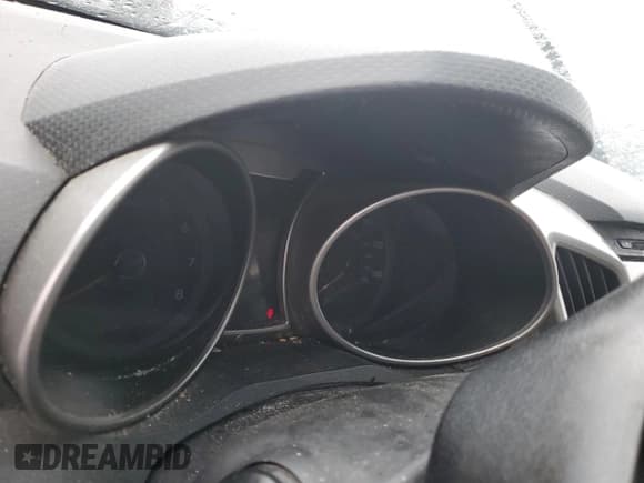 ✅ 2013 Hyundai Veloster w/Gray Int • VIN: KMHTC6AD7DU111292 • Lot: 72960784. Wystawiony na Copart z przebiegiem Nie podano. Bezpłatny archiwum sprzedaży aukcyjnych z USA i szczegółowy raport historii pojazdu na DreamBid. Zdjęcie 9.