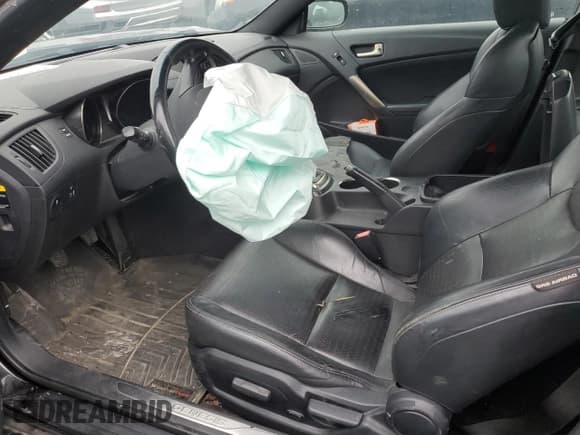 ✅ 2016 Hyundai Genesis Coupe 3.8L Base • VIN: KMHHT6KJ5GU136299 • Лот: 87424425. Опубликован ранее на Copart с пробегом Не указан. Бесплатный доступ к архиву аукционных продаж из США и подробный отчёт об истории автомобиля на DreamBid. Изображение 7.