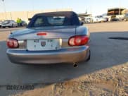 ✅ 2003 Mazda MX-5 Miata Cloth • VIN: JM1NB353430305056 • Lot: 43554607. Wystawiony na IAAI z przebiegiem 101 336 mil. Bezpłatny archiwum sprzedaży aukcyjnych z USA i szczegółowy raport historii pojazdu na DreamBid. Zdjęcie 17.