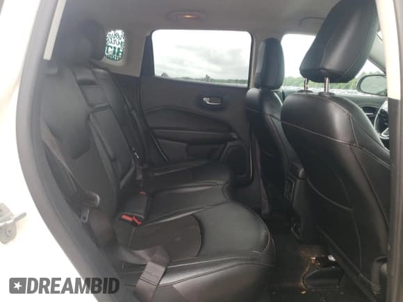 ✅ 2019 Jeep Compass Latitude • VIN: 3C4NJDBB8KT760837 • Lot: 58399035. Listed on Copart with 117,188 mi. Free auction sales archive from the USA and detailed vehicle history report at DreamBid. Image 11.
