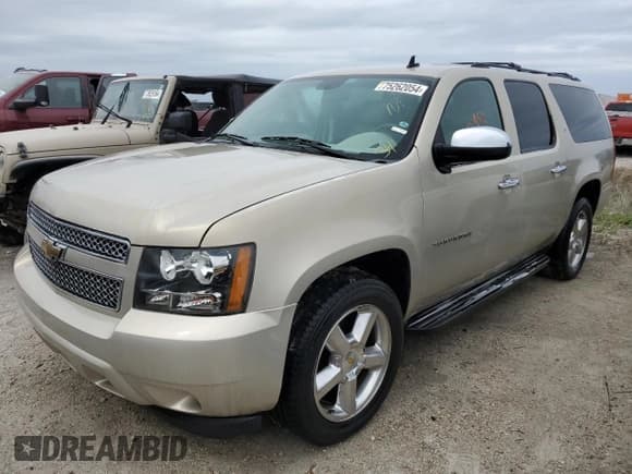 ✅ 2011 Chevrolet Suburban LT • VIN: 1GNSCJE09BR269263 • Lot: 75262054. Wystawiony na Copart z przebiegiem 108 988 mil. Bezpłatny archiwum sprzedaży aukcyjnych z USA i szczegółowy raport historii pojazdu na DreamBid. Zdjęcie 1.