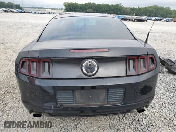 2014 Ford Mustang V6 с VIN 1ZVBP8AM8E5288250, выставлен на аукционе Copart как лот 67745805 с пробегом 135 403 миль миль и Списание • Salvage title. История ставок и продаж доступна на DreamBid. Изображение 6.