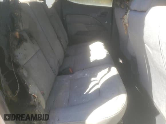 ✅ 2022 Chevrolet Colorado 2WD Work Truck • VIN: 1GCGSBEN5N1298488 • Lot: 90875855. Wystawiony na Copart z przebiegiem 117 115 mil. Bezpłatny archiwum sprzedaży aukcyjnych z USA i szczegółowy raport historii pojazdu na DreamBid. Zdjęcie 10.