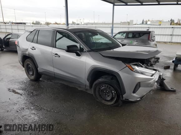 ✅ 2025 Toyota RAV4 LE • VIN: 2T3F1RFVXSC504313 • Лот: 91577275. Опубликован ранее на Copart с пробегом 18 478 миль. Бесплатный доступ к архиву аукционных продаж из США и подробный отчёт об истории автомобиля на DreamBid. Изображение 4.