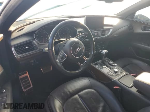 ✅ 2014 Audi A7 Premium Plus • VIN: WAUWGAFC7EN074732 • Лот: 84047255. Опубликован ранее на Copart с пробегом Не указан. Бесплатный доступ к архиву аукционных продаж из США и подробный отчёт об истории автомобиля на DreamBid. Изображение 8.