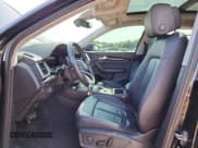 ✅ 2019 Audi Q5 Premium Plus • VIN: WA1BNAFY9K2044061 • Lot: 71961925. Wystawiony na Copart z przebiegiem 96 653 mil. Bezpłatny archiwum sprzedaży aukcyjnych z USA i szczegółowy raport historii pojazdu na DreamBid. Zdjęcie 7.