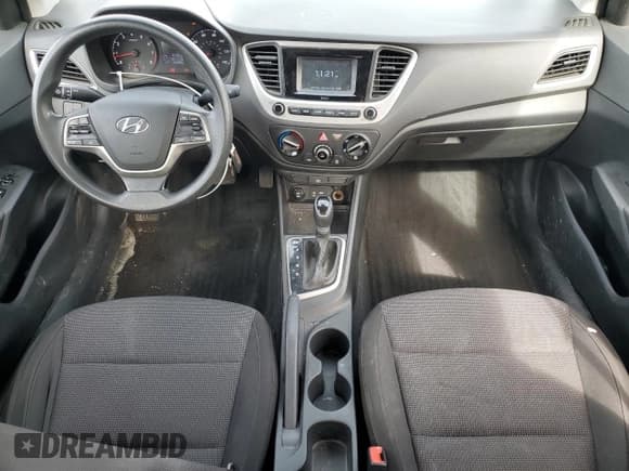 ✅ 2020 Hyundai Accent SE • VIN: 3KPC24A64LE099516 • Лот: 46048185. Опубликован ранее на Copart с пробегом 92 039 миль. Бесплатный доступ к архиву аукционных продаж из США и подробный отчёт об истории автомобиля на DreamBid. Изображение 8.