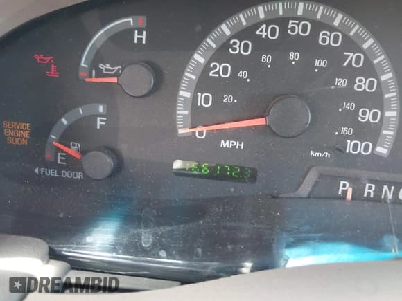 ✅ 1999 Ford Expedition XLT • VIN: 1FMRU17LXXLC35575 • Lot: 42820162. Listed on IAAI with 166,172 mi. Free auction sales archive from the USA and detailed vehicle history report at DreamBid. Image 7.