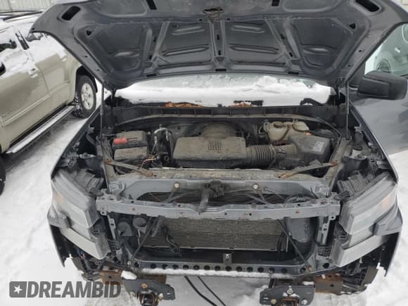 ✅ 2019 Chevrolet Silverado 1500 Custom • VIN: 1GCRYBEFXKZ417133 • Lot: 44163345. Listed on Copart with 79,783 mi. Free auction sales archive from the USA and detailed vehicle history report at DreamBid. Image 12.