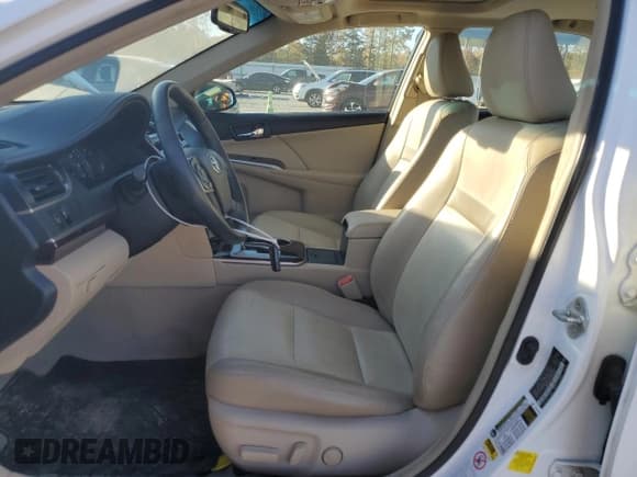 ✅ 2012 Toyota Camry XLE • VIN: 4T1BK1FK7CU503549 • Lot: 90971865. Wystawiony na Copart z przebiegiem 95 049 mil. Bezpłatny archiwum sprzedaży aukcyjnych z USA i szczegółowy raport historii pojazdu na DreamBid. Zdjęcie 7.