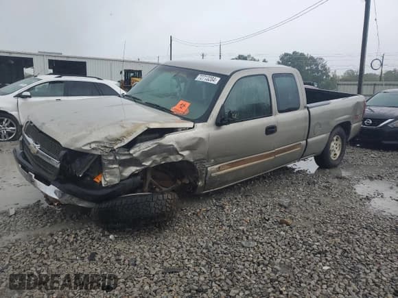 ✅ 2003 Chevrolet Silverado 1500 LS • VIN: 2GCEK19V931307874 • Лот: 72713284. Опубликован ранее на Copart с пробегом 271 198 миль. Бесплатный доступ к архиву аукционных продаж из США и подробный отчёт об истории автомобиля на DreamBid. Изображение 1.