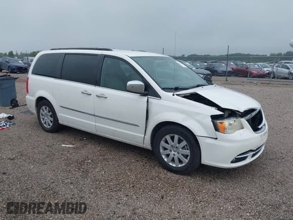 ✅ 2012 Chrysler Town & Country Touring L • VIN: 2C4RC1CG2CR383902 • Lot: 42753042. Listed on IAAI with 192,693 mi. Free auction sales archive from the USA and detailed vehicle history report at DreamBid. Image 1.