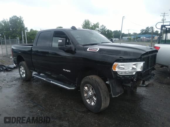 ✅ 2024 Ram 2500 Big Horn • VIN: 3C6UR5DJ6RG303615 • Lot: 42648825. Listed on IAAI with 35,078 mi. Free auction sales archive from the USA and detailed vehicle history report at DreamBid. Image 1.