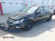 ✅ 2020 Nissan Altima S • VIN: 1N4BL4BV6LC254207 • Lot: 43263306. Listed on IAAI with 133,586 mi. Free auction sales archive from the USA and detailed vehicle history report at DreamBid. Image 18.