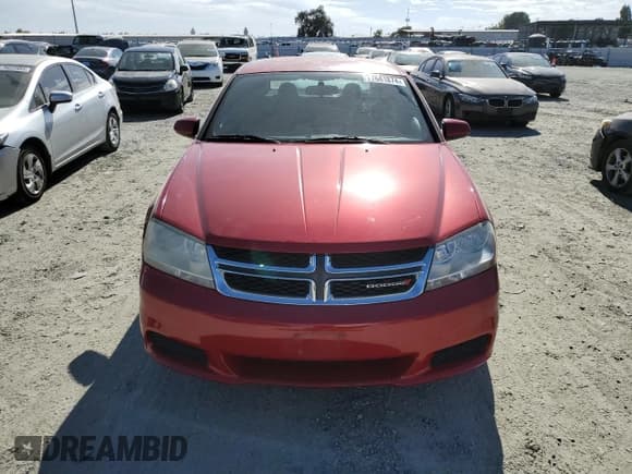 ✅ 2011 Dodge Avenger Mainstreet • VIN: 1B3BD1FBXBN584927 • Лот: 77841874. Опубликован ранее на Copart с пробегом 83 431 миль. Бесплатный доступ к архиву аукционных продаж из США и подробный отчёт об истории автомобиля на DreamBid. Изображение 5.